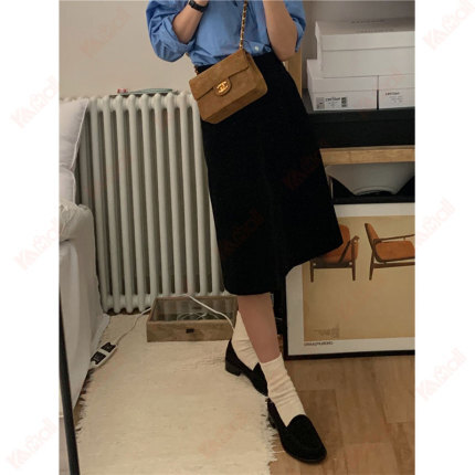 little black ladylike style skirt